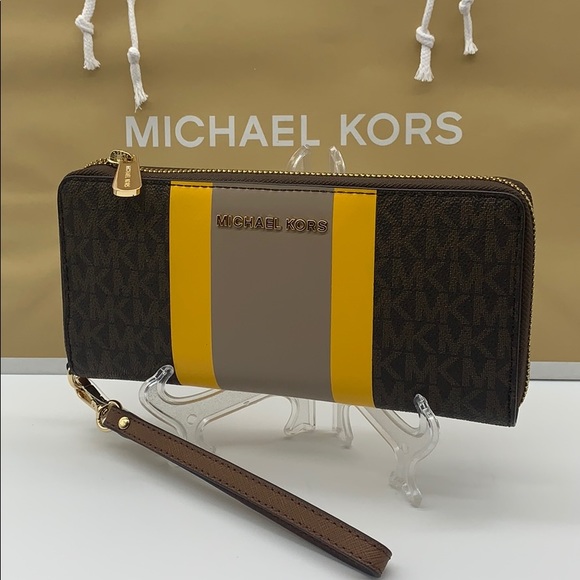 MICHAEL KORS JET SET TRAVEL LG TRVL CONTINENTAL - Picture 7 of 16